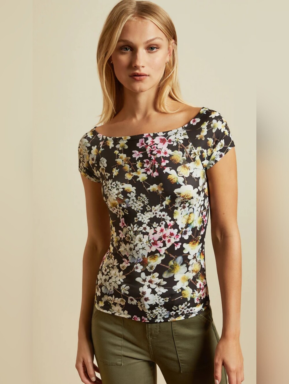 Ted Baker NWT Lyroon T Jasmine Print